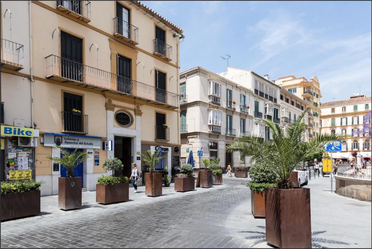 Merced10 3E Malaga Luaran gambar